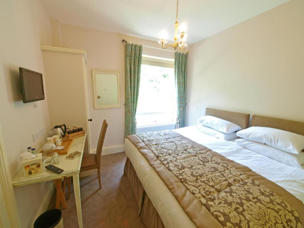 The Exeter Arms Guest House Stamford Room photo